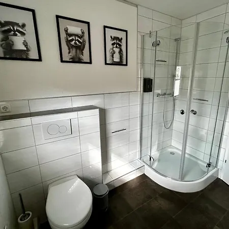 Unterm Stein - Rotkaeppchen - 3 Schlafzimmer Apartamento