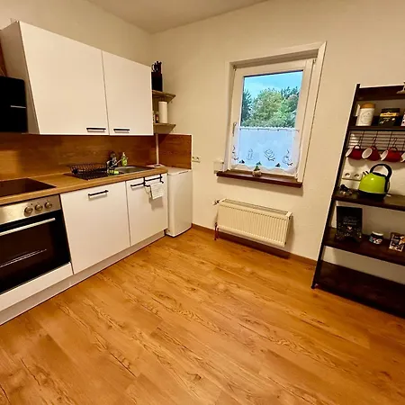 Unterm Stein - Rotkaeppchen - 3 Schlafzimmer