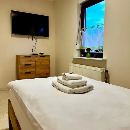 Unterm Stein - Rotkaeppchen - 3 Schlafzimmer Lejlighed *