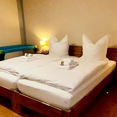 شقة Unterm Stein - Rotkaeppchen - 3 Schlafzimmer Alheim