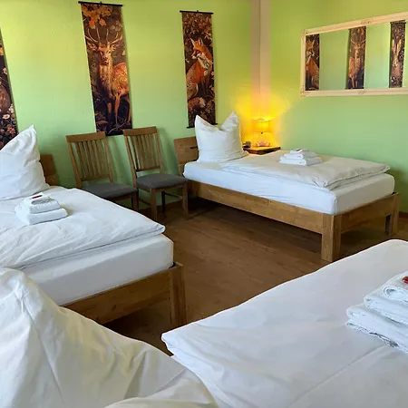 Unterm Stein - Rotkaeppchen - 3 Schlafzimmer *