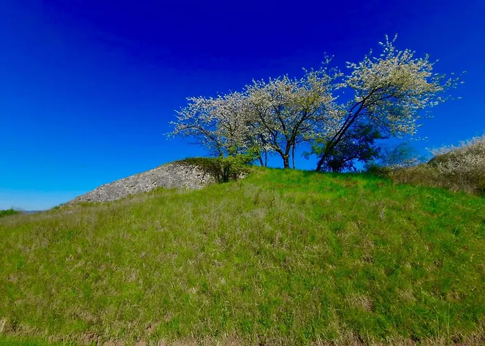 Unterm Stein - Rotkaeppchen - 3 Schlafzimmer *