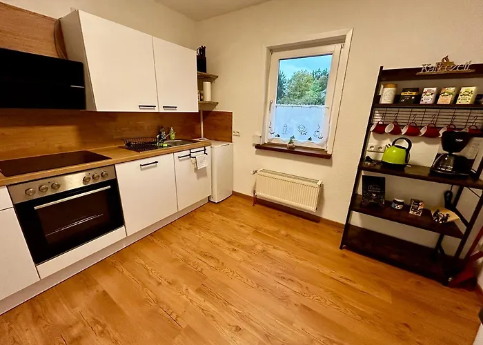 Unterm Stein - Rotkaeppchen - 3 Schlafzimmer