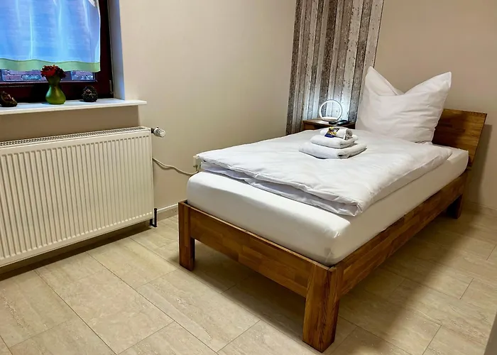 Unterm Stein - Rotkaeppchen - 3 Schlafzimmer * Alheim